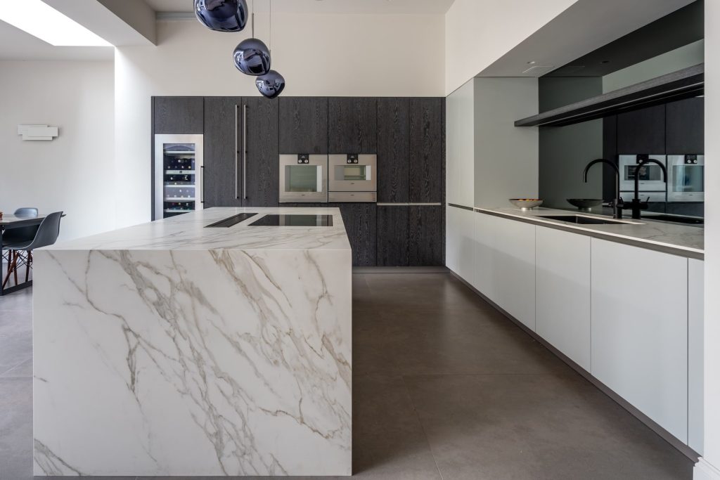 Var09175 | Royal Marble, Caerphilly